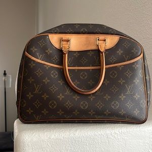 LV vintage Deauville